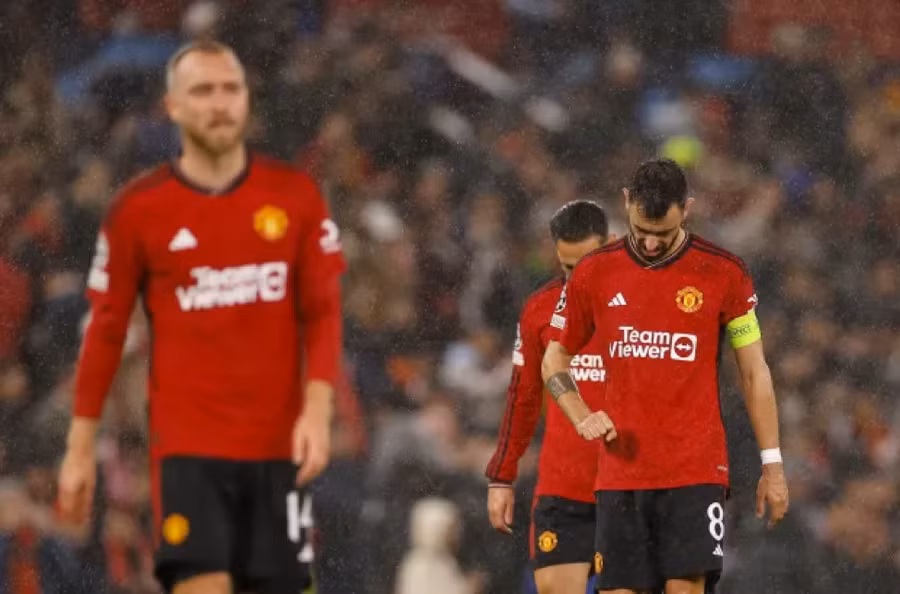 Man Utd đã thua 6 trong 10 trận trên mọi mặt trận mùa này.