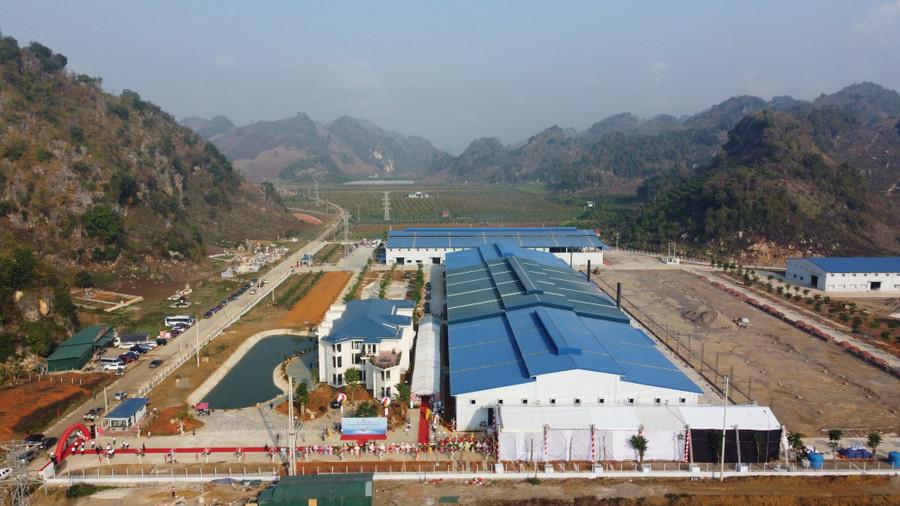 Toàn cảnh nhà máy phân bón Sông Lam Tây Bắc.