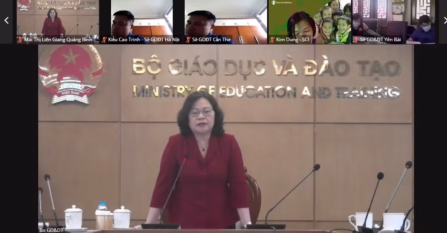 Buổi hội thảo trực tuyến do Thứ trưởng Ngô Thị Minh chủ trì.