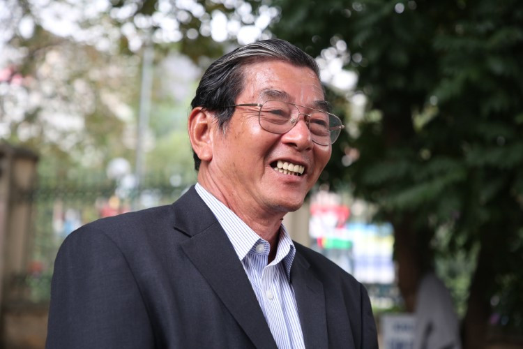 Anh hùng lao động Hồ Quang Cua