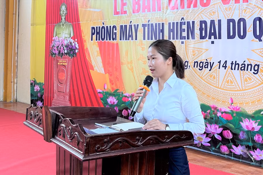 Bà Trương Thị Thu Hiền - Chủ tịch Hội đồng Quản lý quỹ Minh Đức phát biểu tại buổi Lễ.