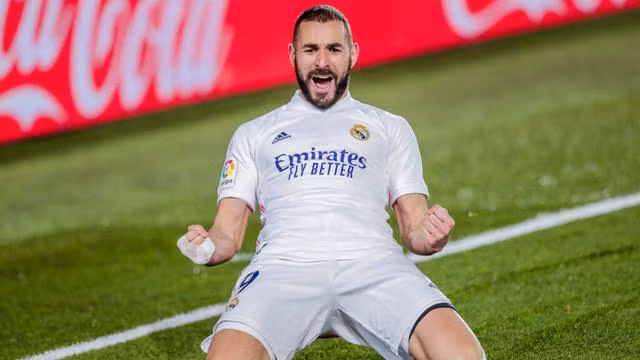 Karim Benzema đang bùng cháy trong màu áo Real Madrid.