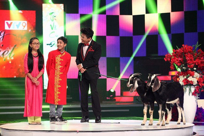 Đặc biệt, năm 2015 cũng là năm tuổi của Phương Mỹ Chi. Giọng hát 12 tuổi cho biết mình cảm thấy khá may mắn trong năm Ất Mùi 2015. Đặc biệt, năm 2015 cũng là năm tuổi của Phương Mỹ Chi. Giọng hát 12 tuổi cho biết mình cảm thấy khá may mắn trong năm Ất Mùi 2015.