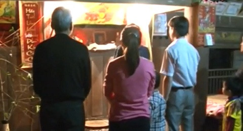 Lễ cúng thần sấm của gia đình người Thái Lễ cúng thần sấm của gia đình người Thái