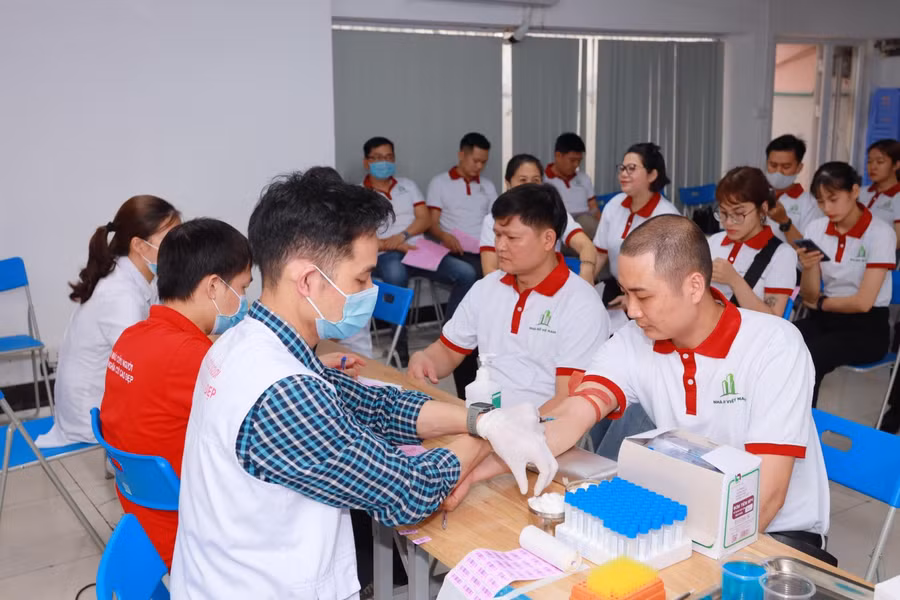 Ban tổ chức dự kiến, sau khi kết thúc chương trình sẽ thu được 350 đơn vị máu.