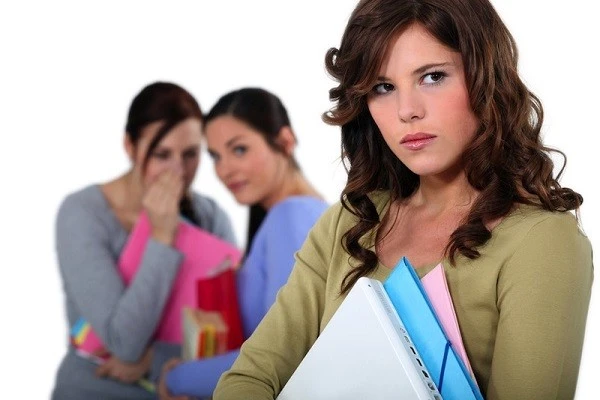 Cách người thông minh cư xử với người họ không thích bạn nên biết