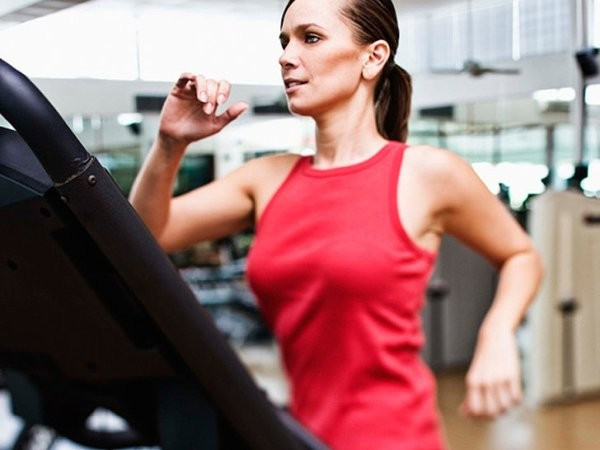 5 thói quen tốt giúp bạn không tăng cân nơi công sở