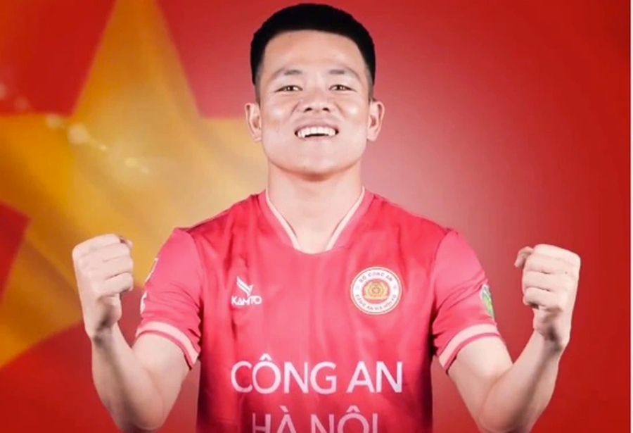 Tiền vệ Phạm Văn Luân vừa được triệu tập bổ sung lên tuyển Việt Nam. Ảnh: CLB Công An Hà Nội. Tiền vệ Phạm Văn Luân vừa được triệu tập bổ sung lên tuyển Việt Nam. Ảnh: CLB Công An Hà Nội.