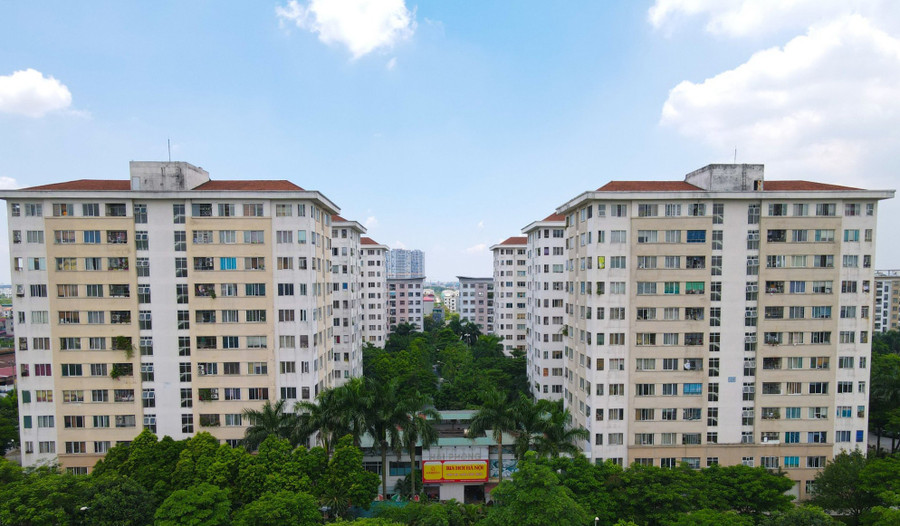 Hà Nội sẽ phát triển mới khoảng 1,215 triệu m2 sàn nhà ở; chuẩn bị đầu tư 1- 2 khu nhà ở xã hội độc lập từ nay đến năm 2025. Hà Nội sẽ phát triển mới khoảng 1,215 triệu m2 sàn nhà ở; chuẩn bị đầu tư 1- 2 khu nhà ở xã hội độc lập từ nay đến năm 2025.