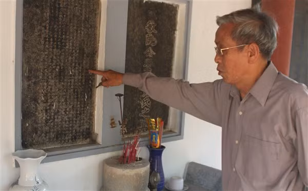 Văn bia do Lương Thế Vinh soạn nói về các tiến sĩ họ Nguyễn Kim Đôi.