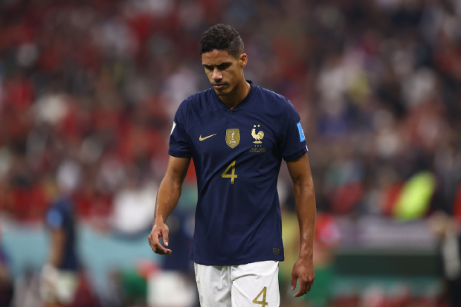 Raphael Varane bỏ lỡ buổi tập của Pháp trước trận chung kết với Argentina. Raphael Varane bỏ lỡ buổi tập của Pháp trước trận chung kết với Argentina.