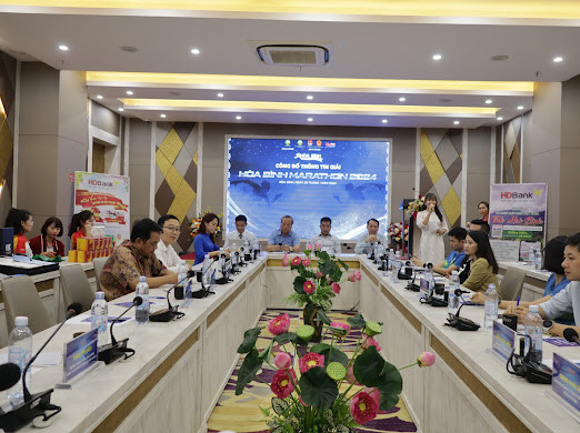 Toàn cảnh họp báo tổ chức giải Marathon 2024.