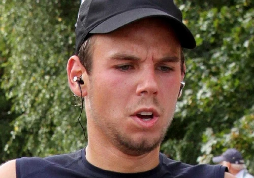 Bác sĩ hãng hàng không từng đề xuất điều trị tâm lý cho cơ phó Germanwings