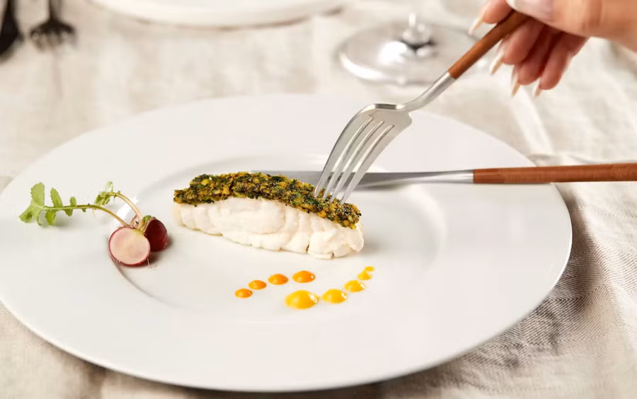 Phi lê cá tạo ra trong phòng thí nghiệm được cho là sạch sẽ hơn cá đánh bắt ngoài thiên nhiên.