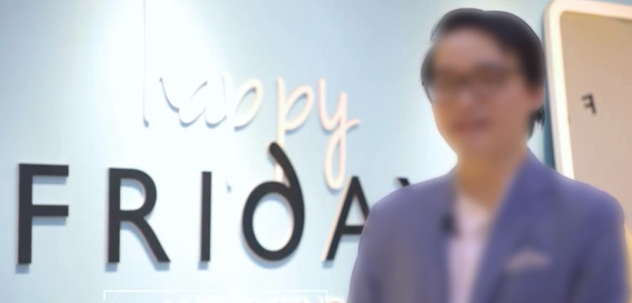 Ông Phạm Anh D. xuất hiện với vai trò Giám đốc điều hành thương hiệu Friday trên trang web của đối tác.