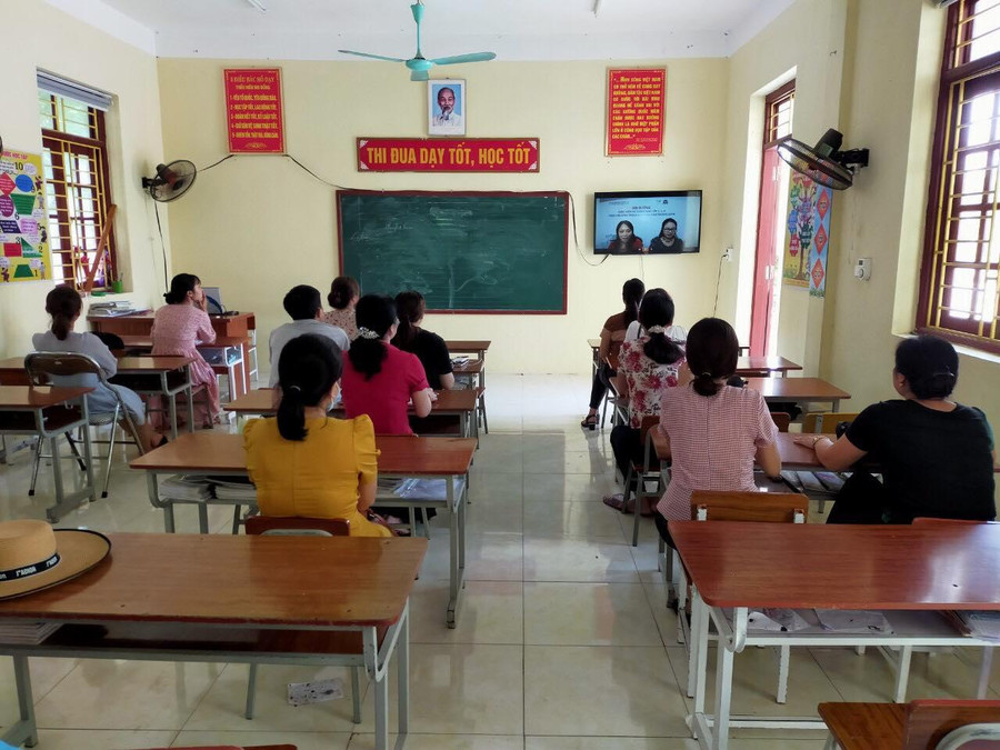 Giáo viên tập huấn, bồi dưỡng Chương trình, sách giáo khoa mới trong hè Giáo viên tập huấn, bồi dưỡng Chương trình, sách giáo khoa mới trong hè