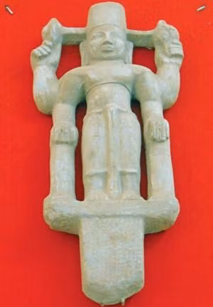 Tượng thần Vishnu (bảo vật quốc gia năm 2017) cũng được tìm thấy tại Gò Thành.