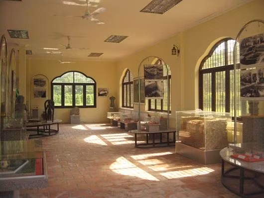 Nhà trưng bày các hiện vật khai quật tại Gò Thành.