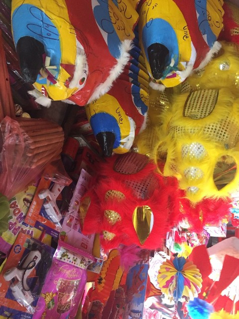 Đồ chơi Trung thu truyền thống.