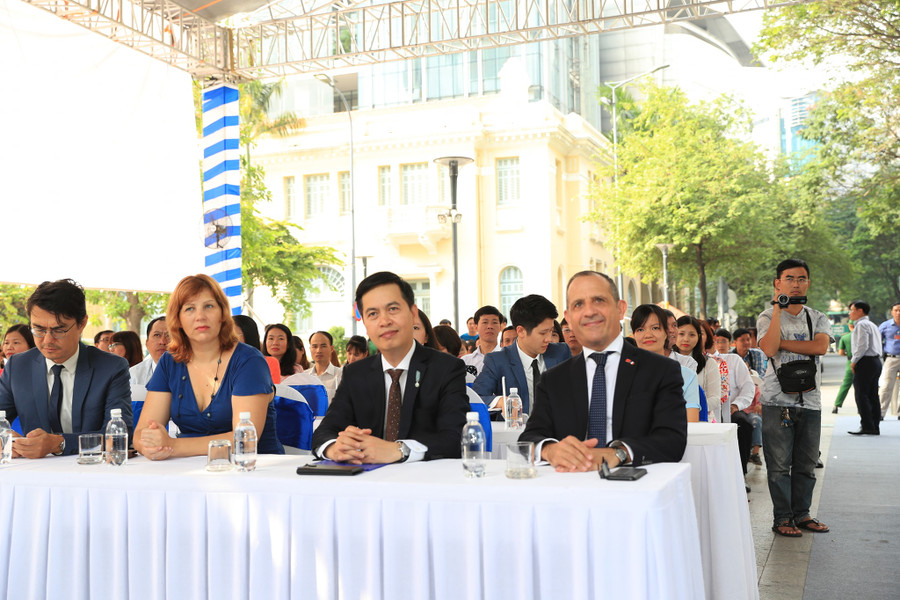 Các đại biểu tham gia triển khai Các đại biểu tham gia triển khai