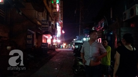 Hà Nội: Phóng điện gây nổ lớn tại khách sạn, nhiều người tháo chạy - Ảnh 1 Ha Noi: Phong dien gay no lon tai khach san, nhieu nguoi thao chay - Anh 1
