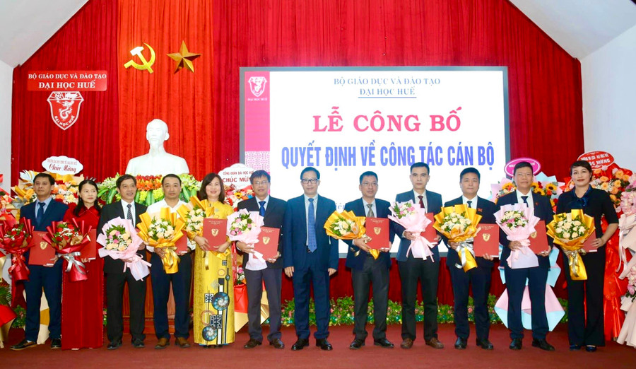 ĐH Huế bổ nhiệm, điều chuyển nhiều vị trí lãnh đạo đơn vị trực thuộc, thành viên.