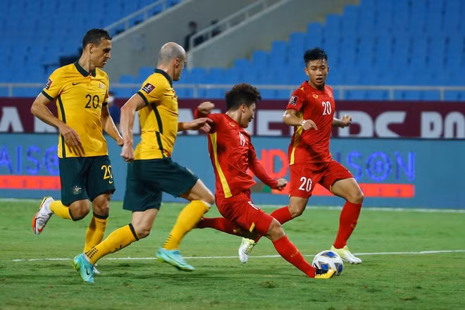 Sân Mỹ Đình cũng đang được cải tạo nhằm đáp ứng yêu cầu của FIFA và AFC.