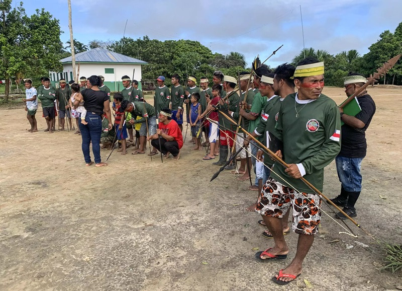 Các thành viên của 'Chiến binh của rừng', một nhóm an ninh Kanamari, tập trung tại làng Sao Luis ở Brazil. Ảnh: Hervé BAR/AFP Các thành viên của 'Chiến binh của rừng', một nhóm an ninh Kanamari, tập trung tại làng Sao Luis ở Brazil. Ảnh: Hervé BAR/AFP