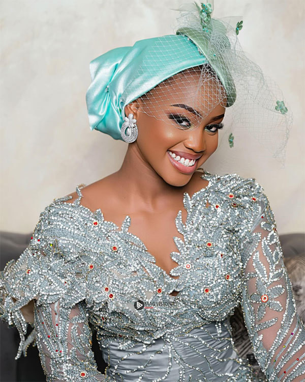 Aisha Tamba khi 16 tuổi. Ảnh: Magvision Evens.