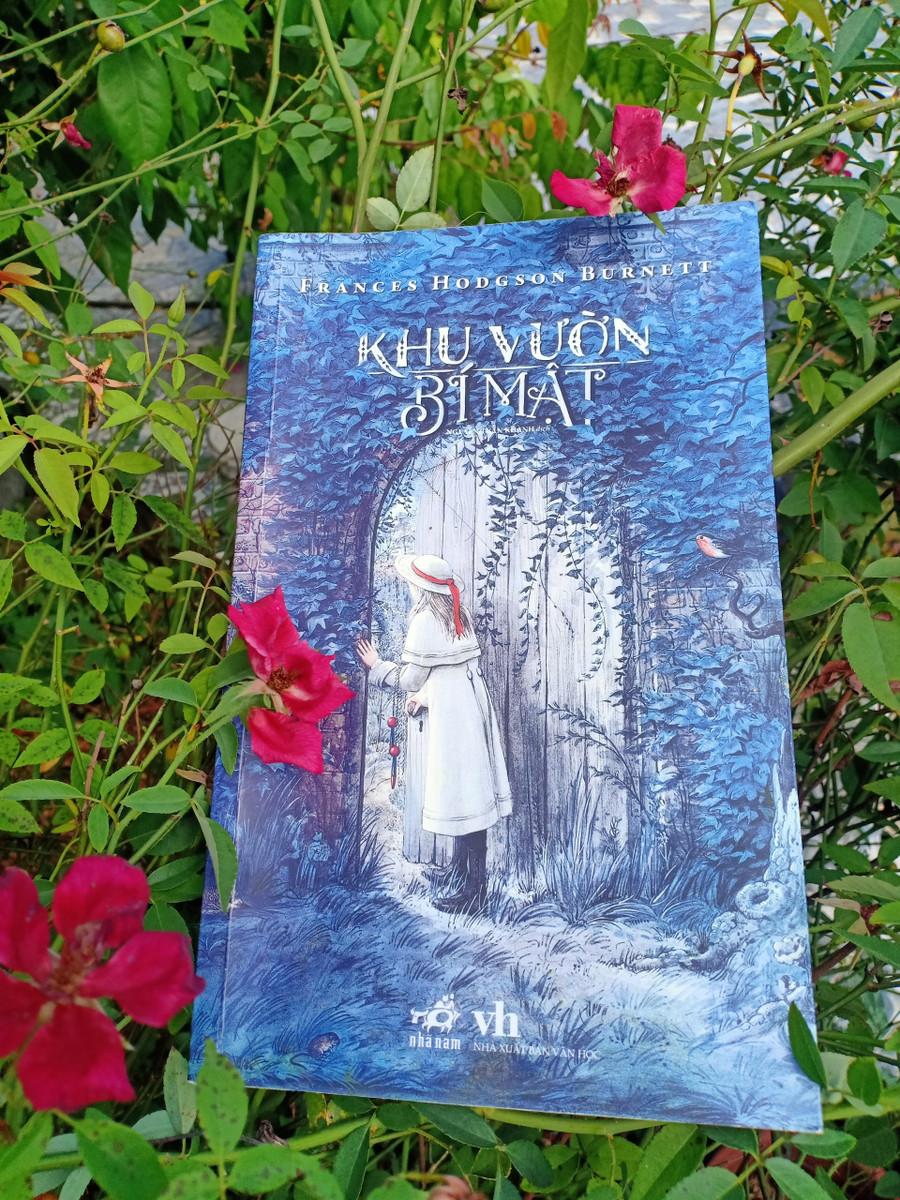 Tiểu thuyết 'Khu vườn bí mật' được coi là một trong những tác phẩm hay, mẫu mực kinh điển cho văn học thiếu nhi. Ảnh: Trinh Phạm Tiểu thuyết 'Khu vườn bí mật' được coi là một trong những tác phẩm hay, mẫu mực kinh điển cho văn học thiếu nhi. Ảnh: Trinh Phạm