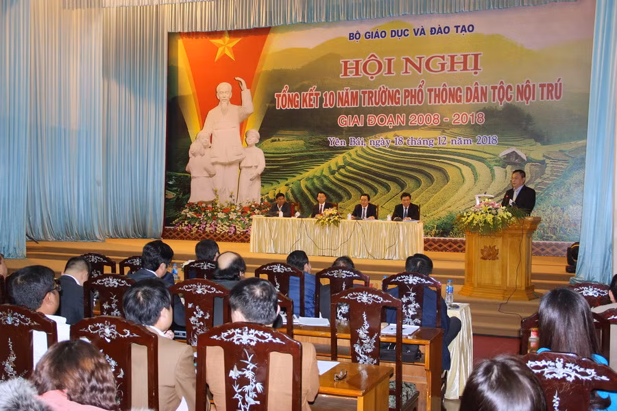 Hội nghị tổng kết 10 năm trường Phổ thông dân tộc nội trú giai đoạn 2008 – 2018