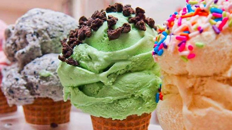 Kem là một món ăn vặt phổ biến nhưng ăn nhiều có thể làm tăng triglyceride và dẫn đến đau tim. Kem là một món ăn vặt phổ biến nhưng ăn nhiều có thể làm tăng triglyceride và dẫn đến đau tim.