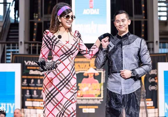 siêu mẫu Ngọc Thuý, đại gia Đức An, sao Việt