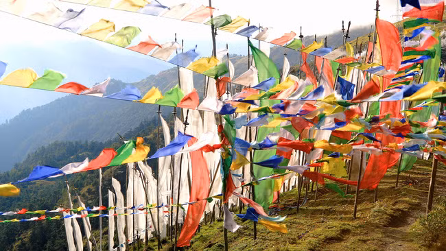 Nét độc đáo trong Tết cổ truyền của Vương quốc hạnh phúc nhất thế giới, các cửa hàng thịt đều phải đóng cửa - Ảnh 5.