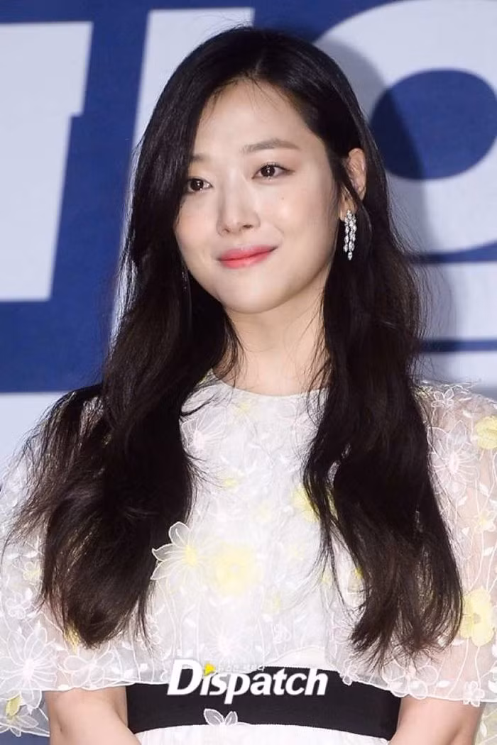 Anh trai Sulli bức xúc tiết lộ bố mẹ tranh chấp tài sản của em gái: Knet phẫn nộ! ảnh 4