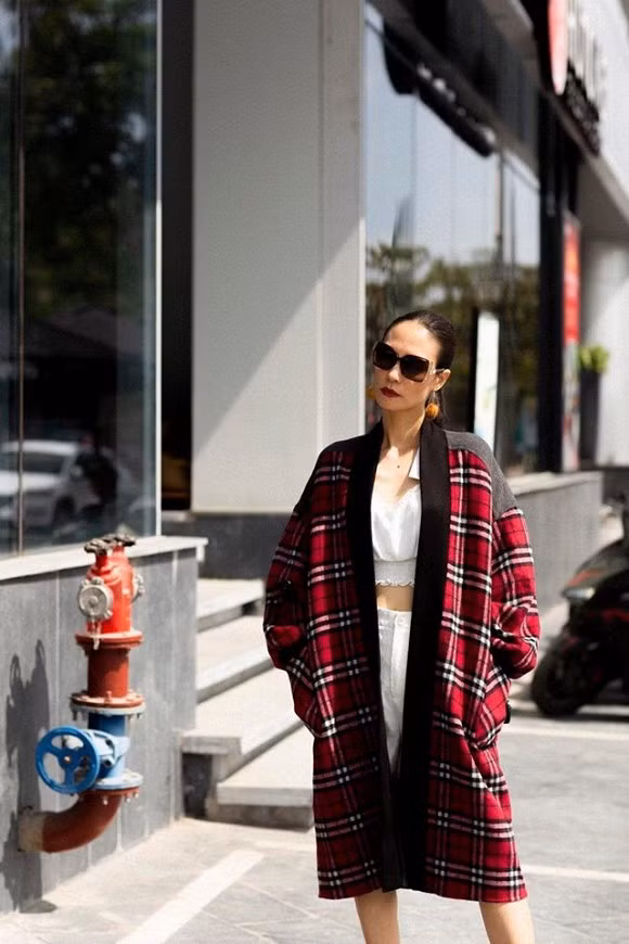 Hoàng Hoa, người mẫu Hoàng Hoa, sao Việt