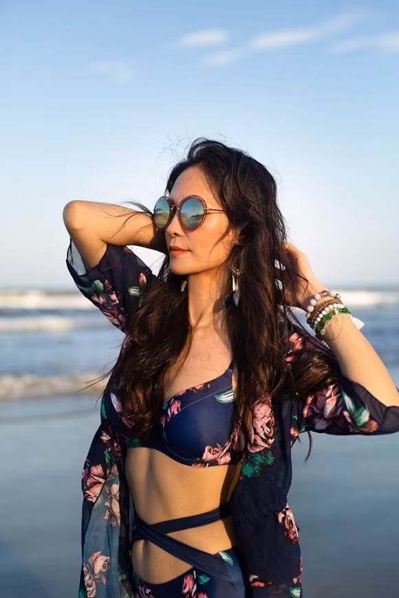 Hoàng Hoa, người mẫu Hoàng Hoa, sao Việt