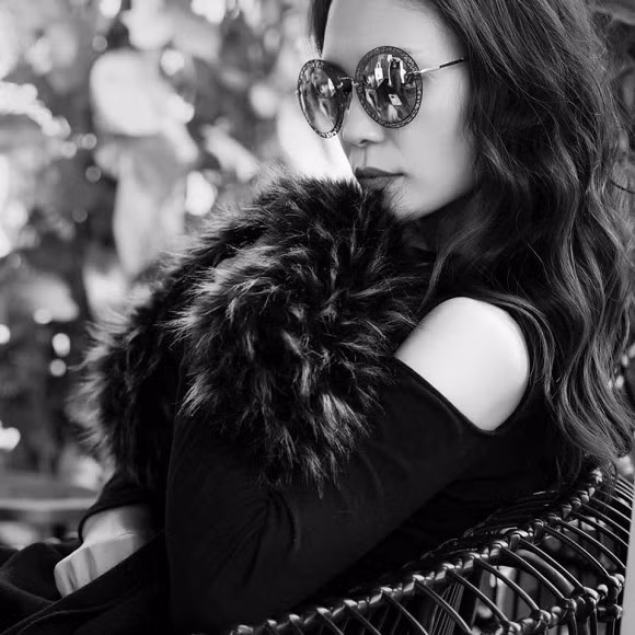 Hoàng Hoa, người mẫu Hoàng Hoa, sao Việt