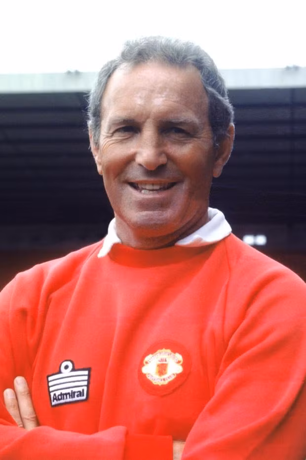 Dave Sexton: Dẫn dắt Man Utd từ tháng 7/1997 đến 4/1981. “Quỷ đỏ” dưới trướng HLV Dave Sexton chơi 201 trận, thắng 81 trận, đạt tỷ lệ 40,3%.