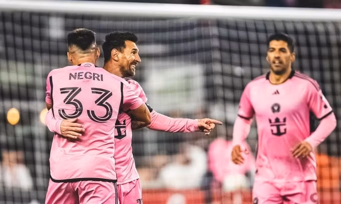 Messi chói sáng khi Inter Miami thắng ngược chủ nhà New England 4-1 ở vòng 14 MLS 2024.
