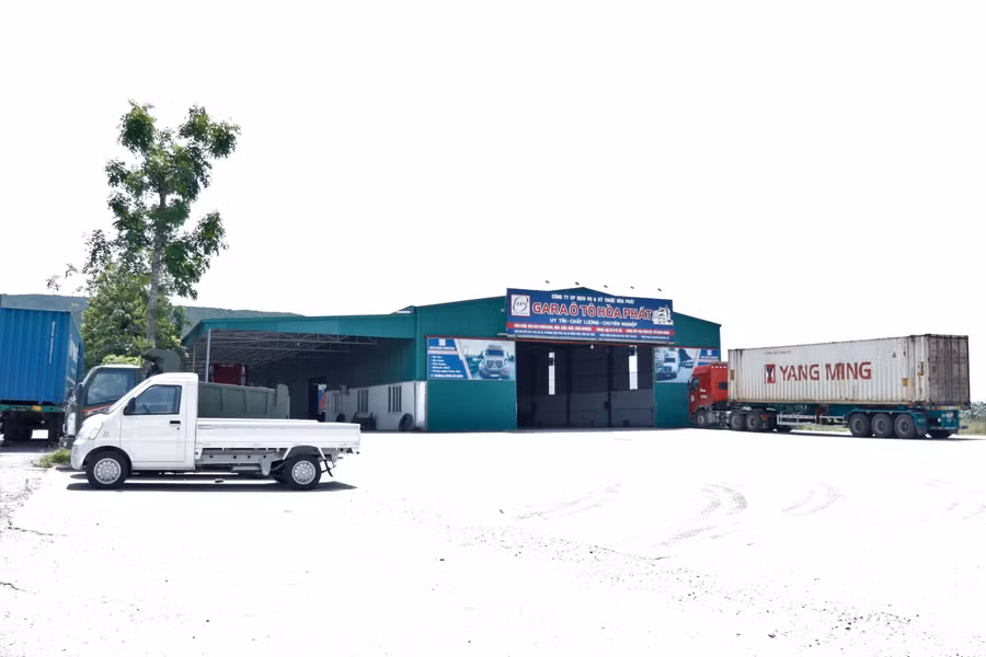 Hạng mục Nhà kiểm định số 2 với diện tích hơn 1.600m2 của Trung tâm đăng kiểm xe cơ giới Hồng Lĩnh đã cho đơn vị khác thuê kinh doanh.