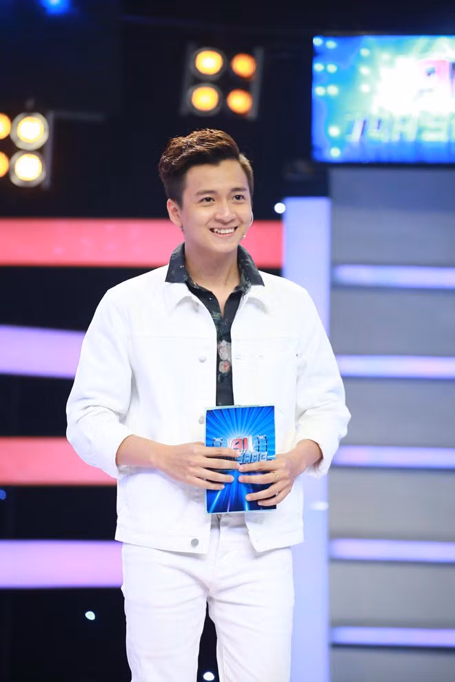 mc danh gia nhat, dat show nhat hien nay khong phai tran thanh - truong giang? - 8