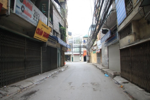 Bộ hài cốt dưới nền gạch tố cáo con giết cha nuôi - Ảnh 1