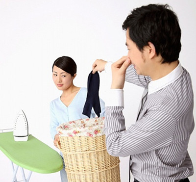 Chết khiếp vì chồng bẩn ảnh 2 chet khiep vi chong ban - 2