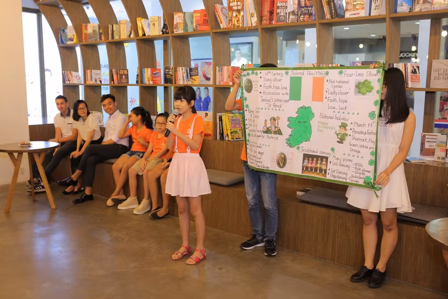 Các "Đại sứ văn học Ireland 2017" trình bày về tác phẩm của mình