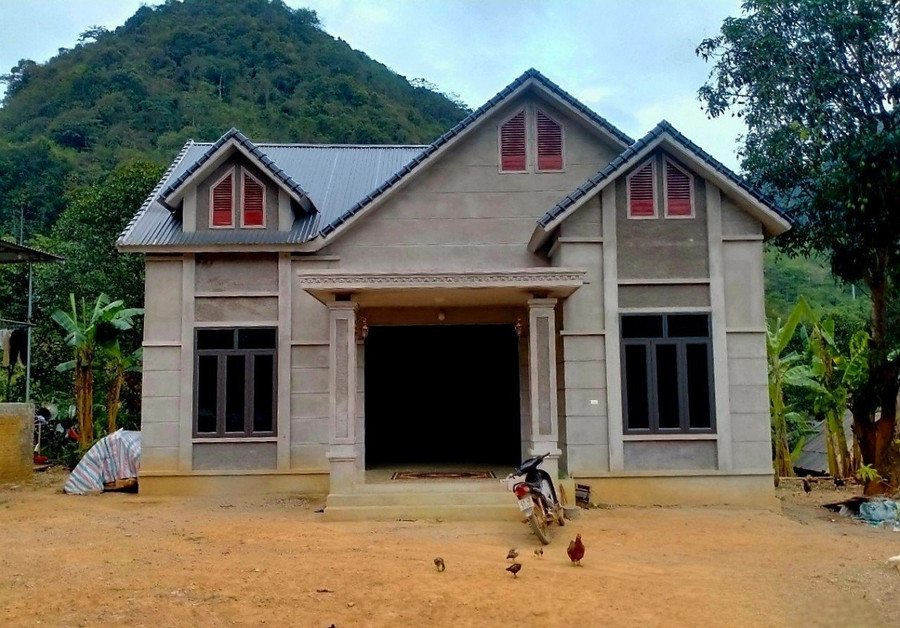 Nhờ được ông Sương giúp đỡ, ông Mùi Văn Dưng, xóm Hà đã xây được nhà cấp 4 khang trang rộng khoảng 100m2.