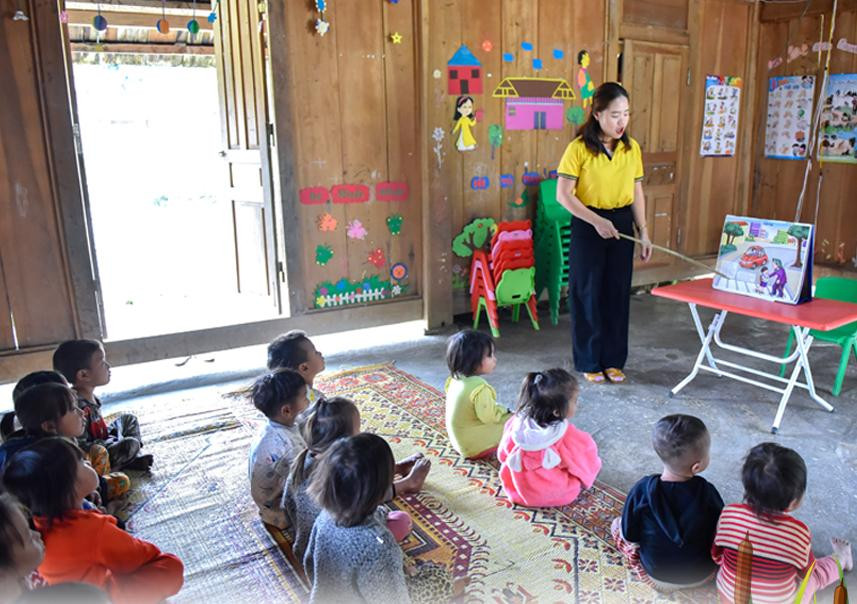 Theo Nghị định 116 của Chính phủ, giáo viên công tác tại vùng đặc biệt khó khăn sẽ được nhận trợ cấp lần đầu bằng 10 tháng lương tối thiểu.