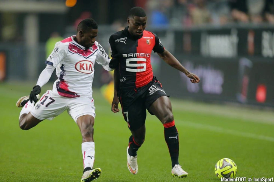 Ntep khi còn thi đấu cho CLB Rennes ở Ligue 1.
