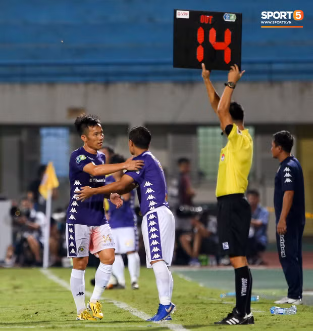 Tấn Tài giải nghệ, Thành Lương là cầu thủ cuối cùng vô địch AFF Cup 2008 còn thi đấu tại V.League 2023