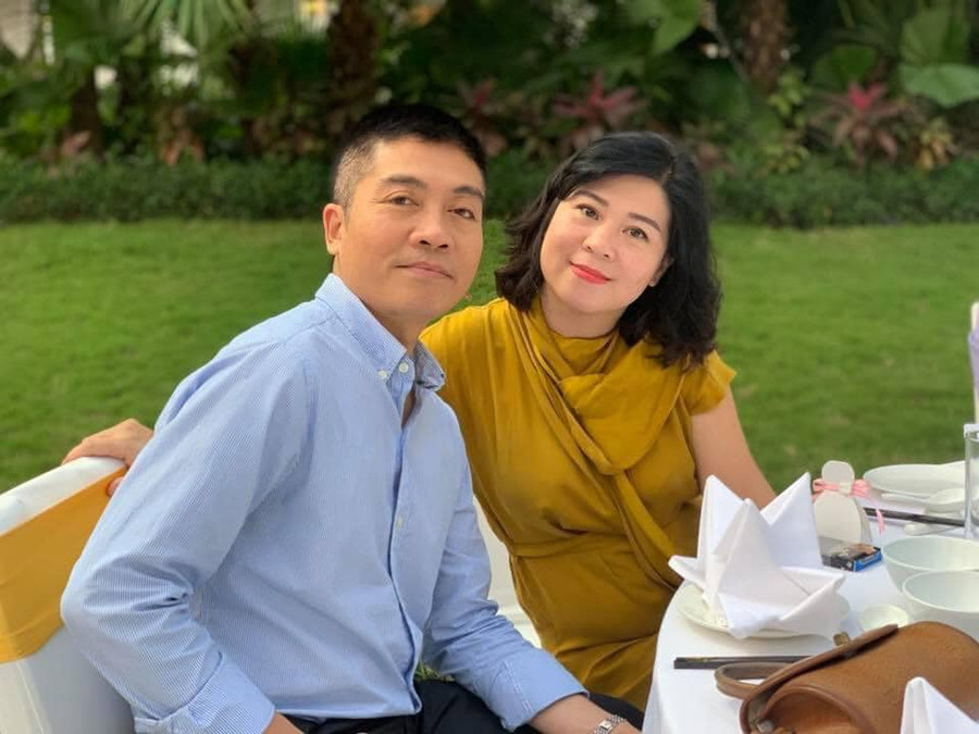 NSƯT Cồ Huy Hùng và bạn đời - NSƯT Bùi Lệ Chi. Ảnh: NVCC.